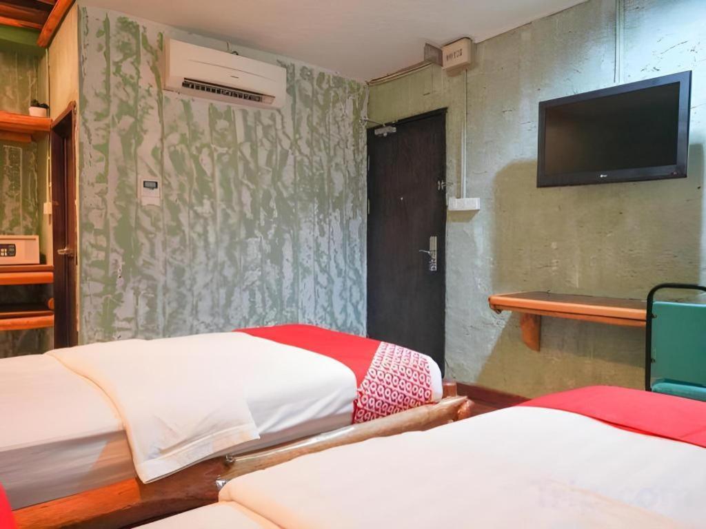 900 Inn Bintulu Extérieur photo