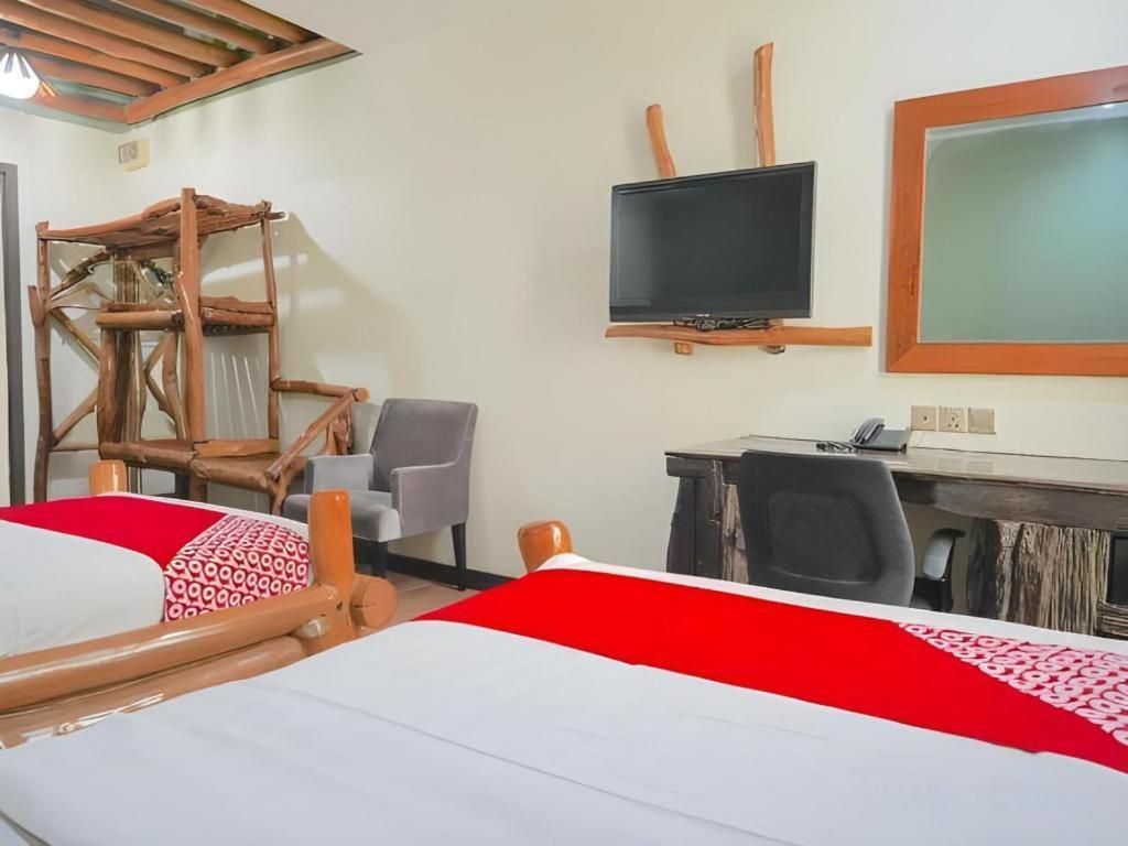 900 Inn Bintulu Extérieur photo