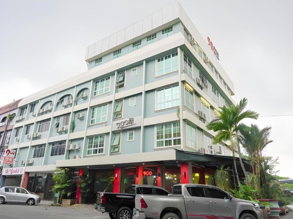 900 Inn Bintulu Extérieur photo