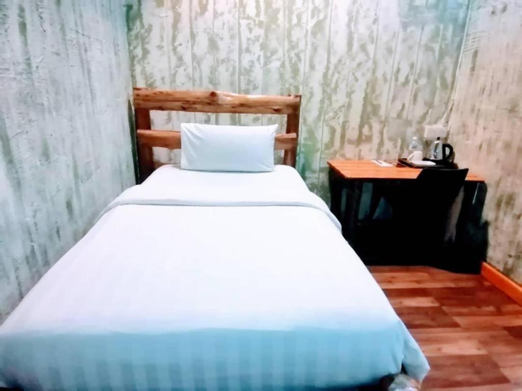 900 Inn Bintulu Extérieur photo